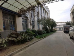 港閘區廠房出租，靠近南通理工學院，一棟3層，有電梯，單層面積